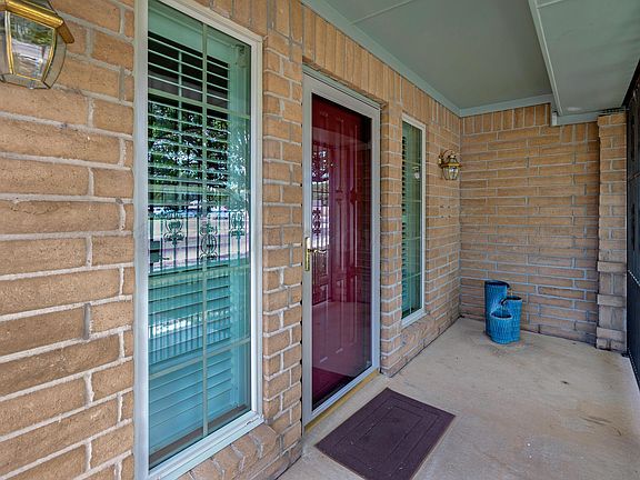 4th image of 6053 Belpree Rd