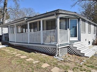 6 Norman St, Dracut, MA 01826