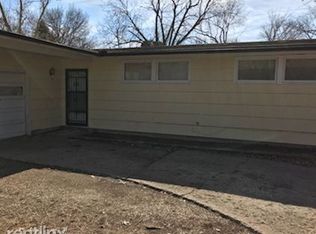 1325 SW Caledon St, Topeka, KS 66611