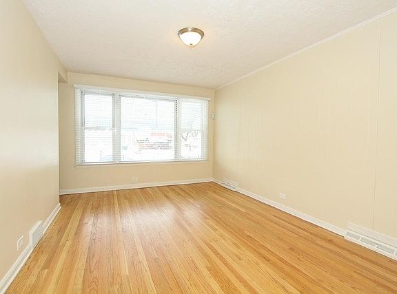 2nd image of 4505 S Lawler Ave