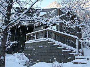 4945 E Granite Cliffs Rd, Sandy, UT 84092