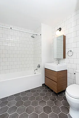 Rented by Living New York | media 5