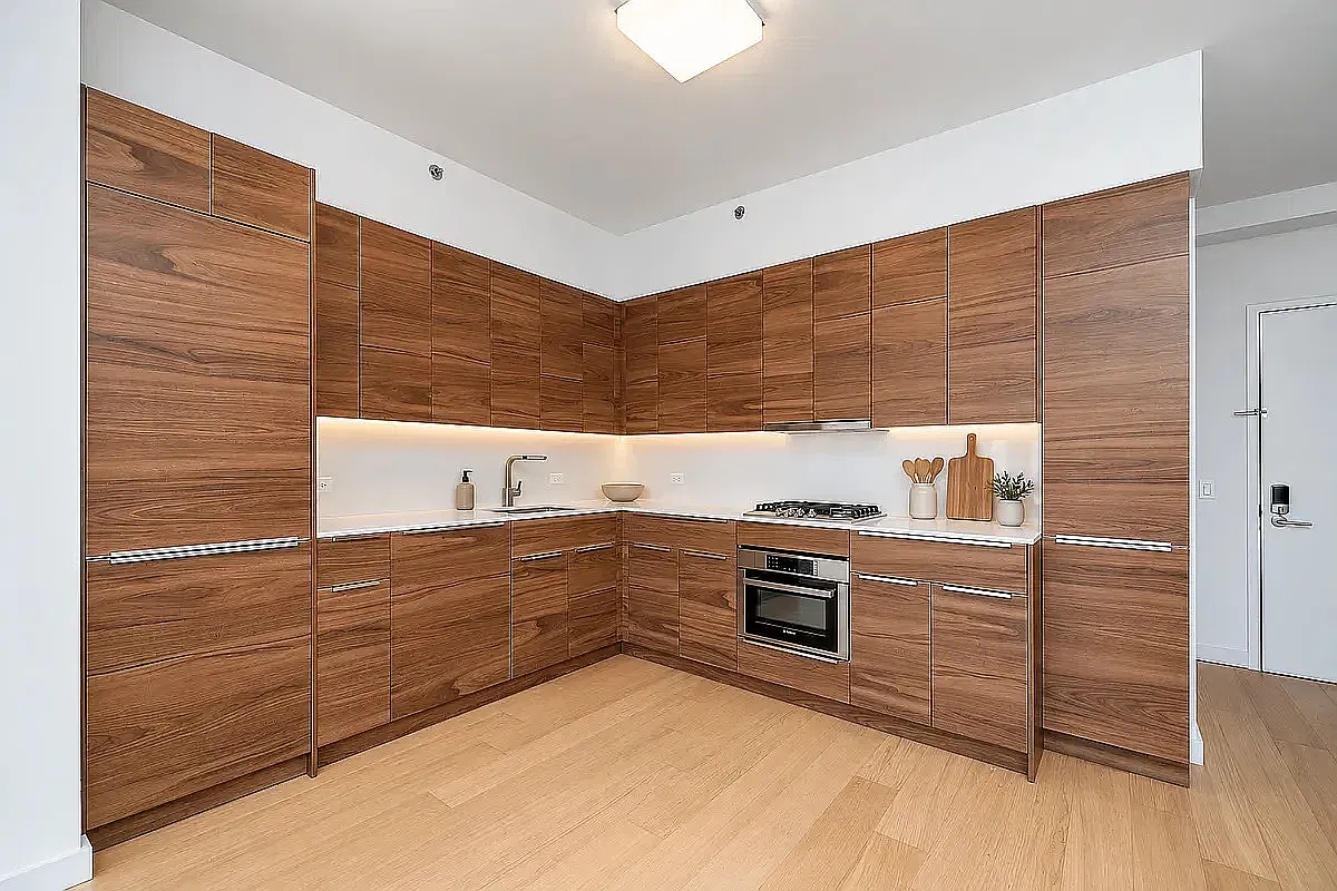 171 Suffolk Street — Photo 3