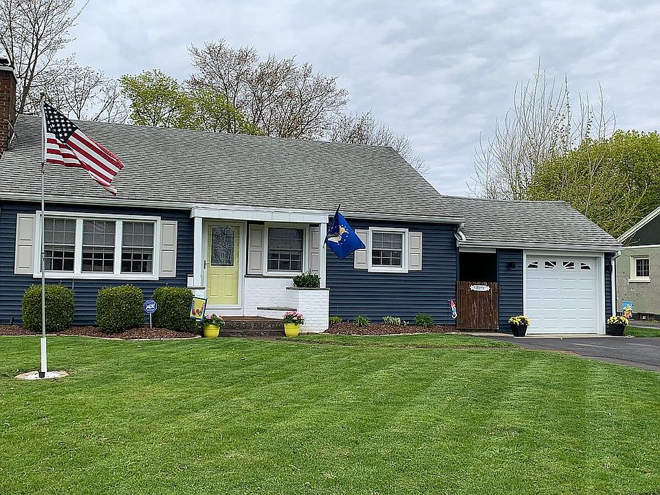1st image of 1315 Hillside Dr