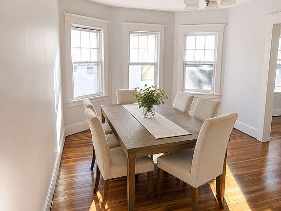 2nd image of 621 Undercliff Ave Floor 2