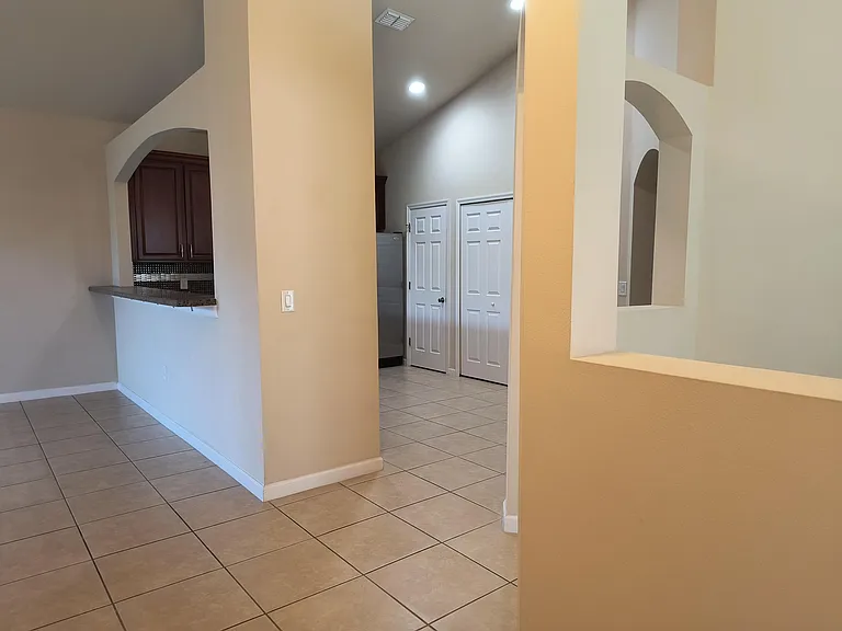 490 Bismarck Way #48 — Photo 11