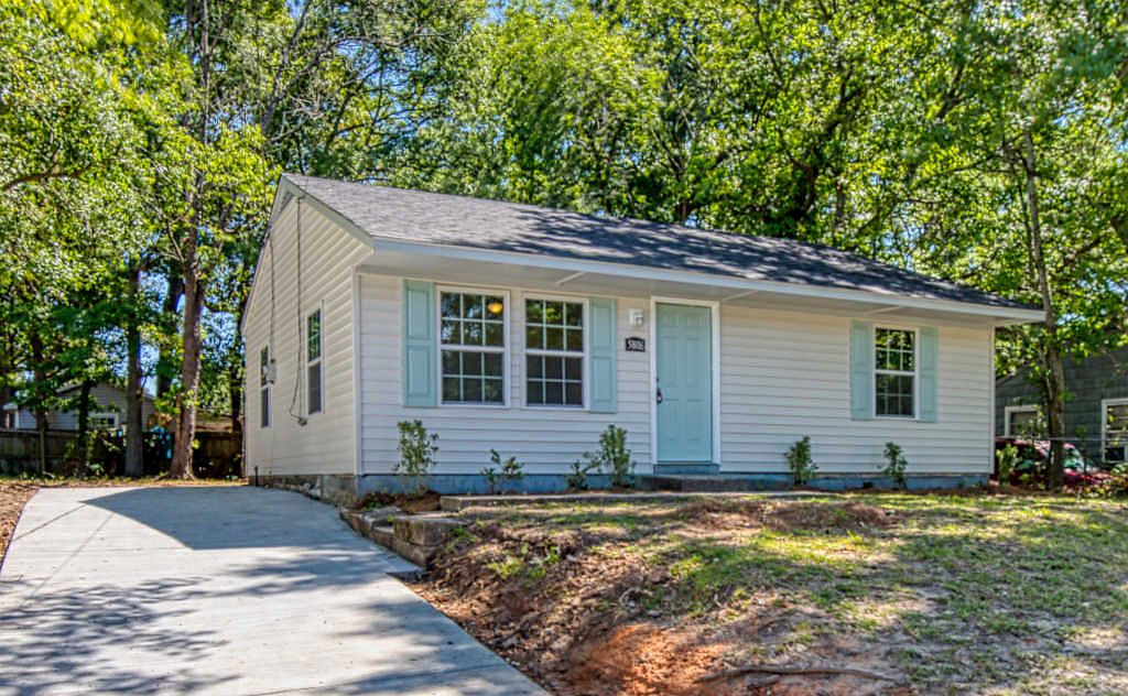 5806 Robinhood Dr Hanahan Sc 29410 Zillow