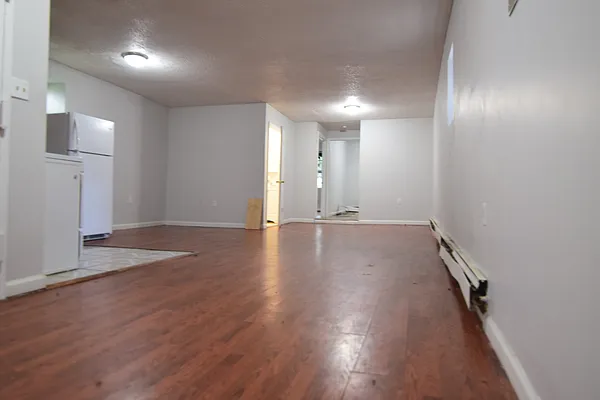 Rented by Safdie Realty Group | media 1