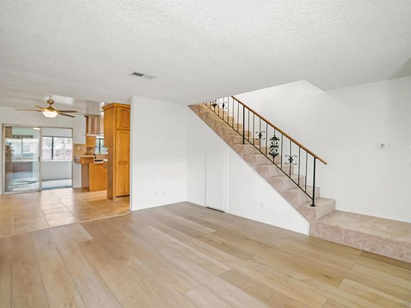 5th image of 3927 Paddy Ln