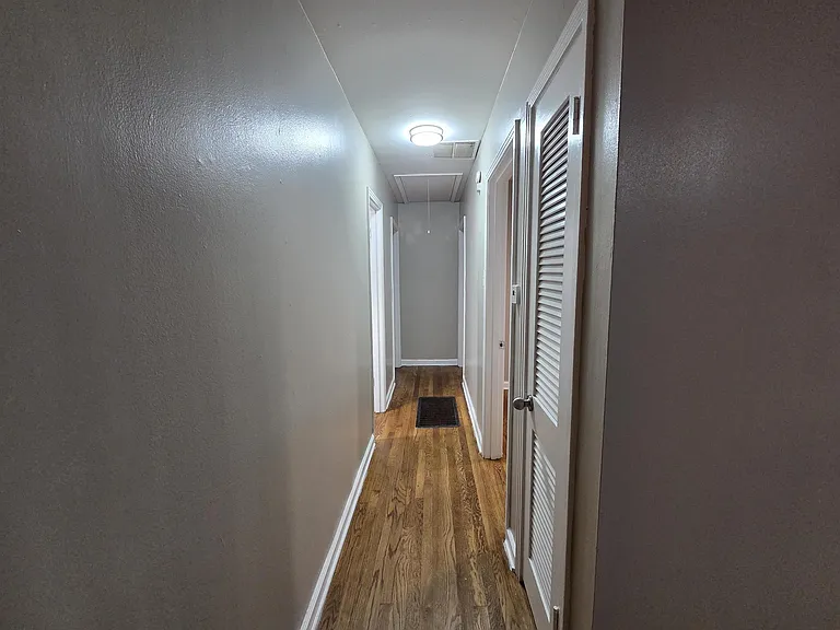 1706 Echles St — Photo 10