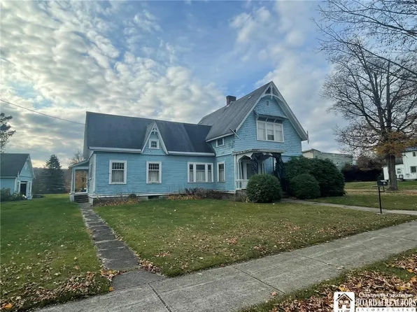 201 Main St, Randolph, NY 14772