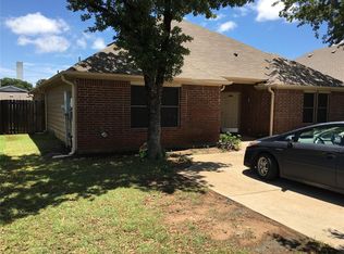1206 Mulkey Ln, Denton, TX 76209