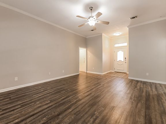 5th image of 1105 Brookhaven Dr