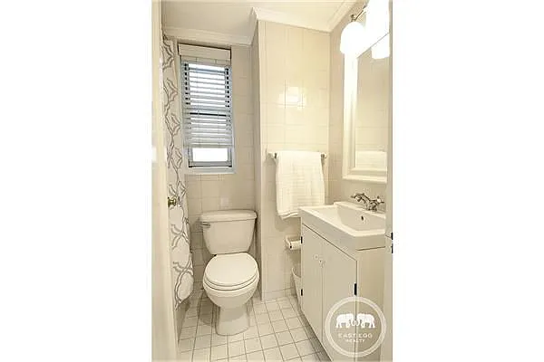 Sold by East Egg Realty | media 18