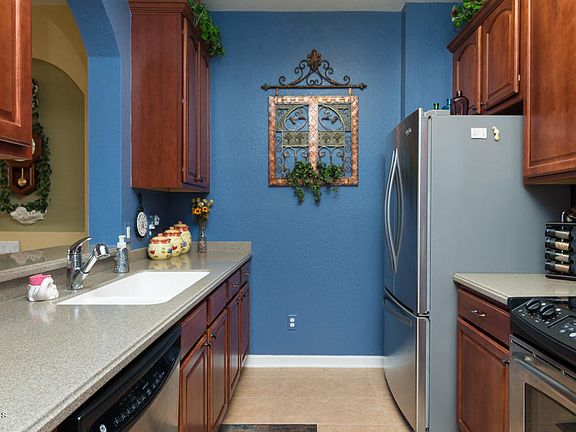 4th image of 1576 Peregrine Cir Unit 208