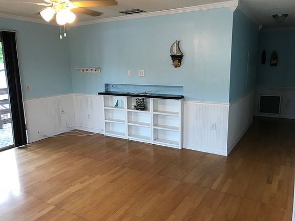 Unit 2- Living Room