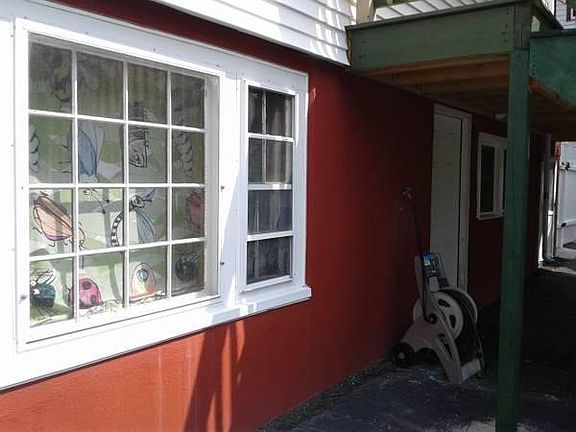 Main entrance with window