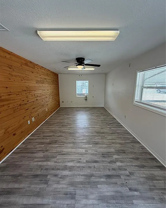 306 N Iona Ave