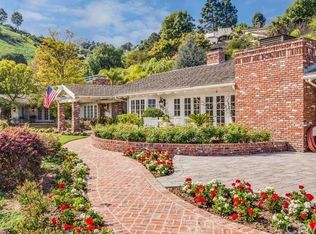 24 Outrider Rd, Rolling Hills, CA 90274