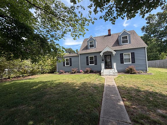 2nd image of 34 Davis Ave