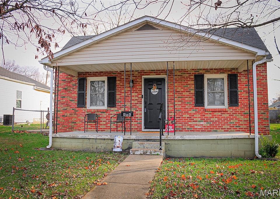 1st image of 606 N Desloge Dr