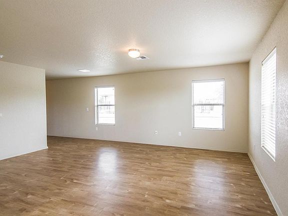 5th image of 8902 Scarlett Pl