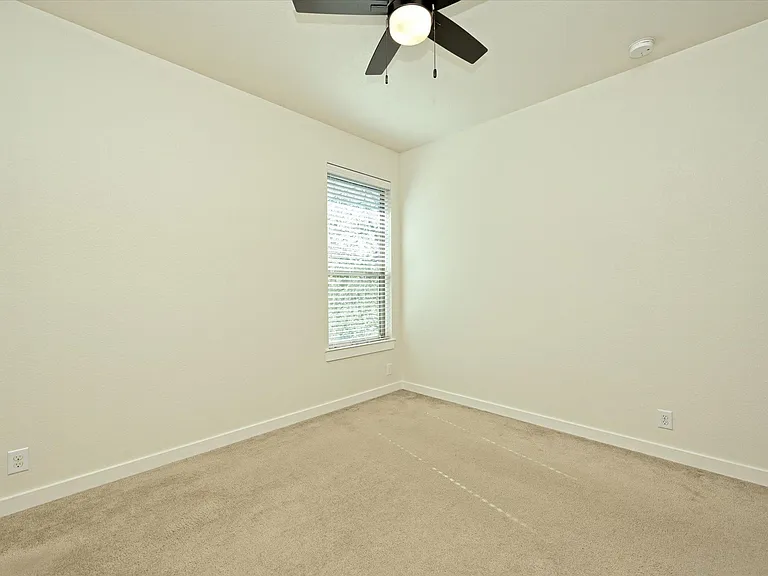 2101 Rivers Edge Way #29 — Photo 10