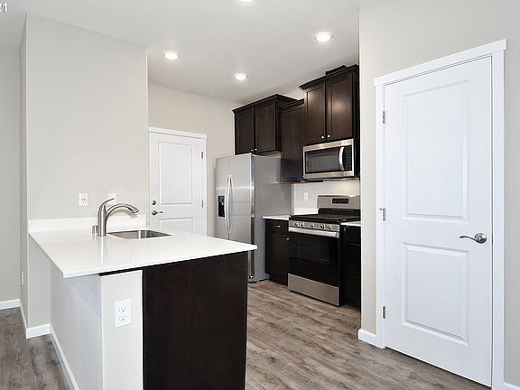 5th image of 7017 NE 152nd Ave