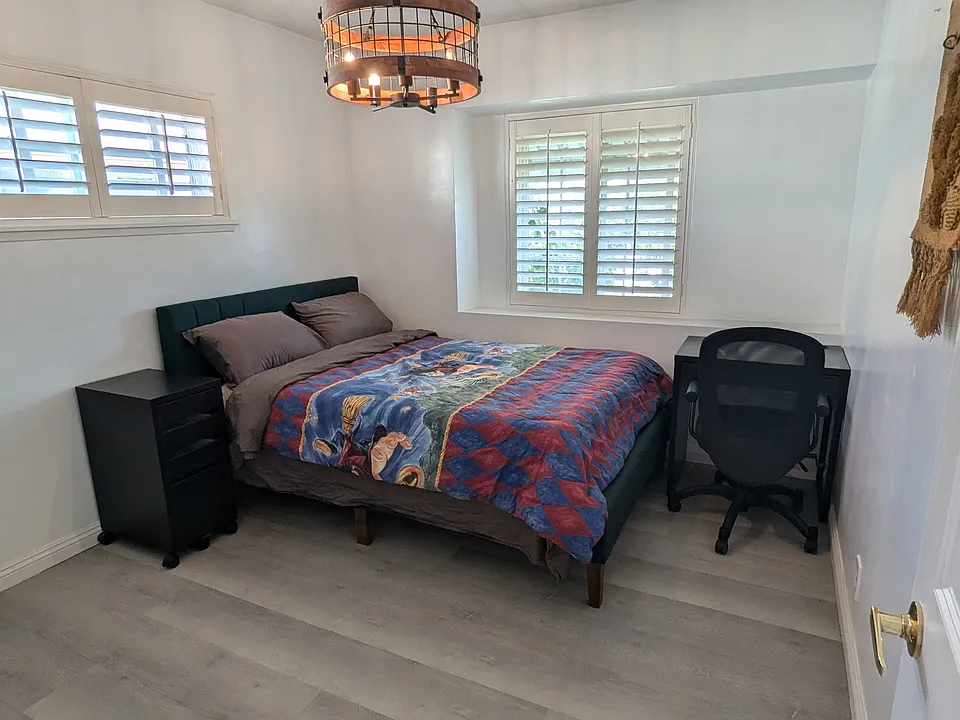 bedroom B