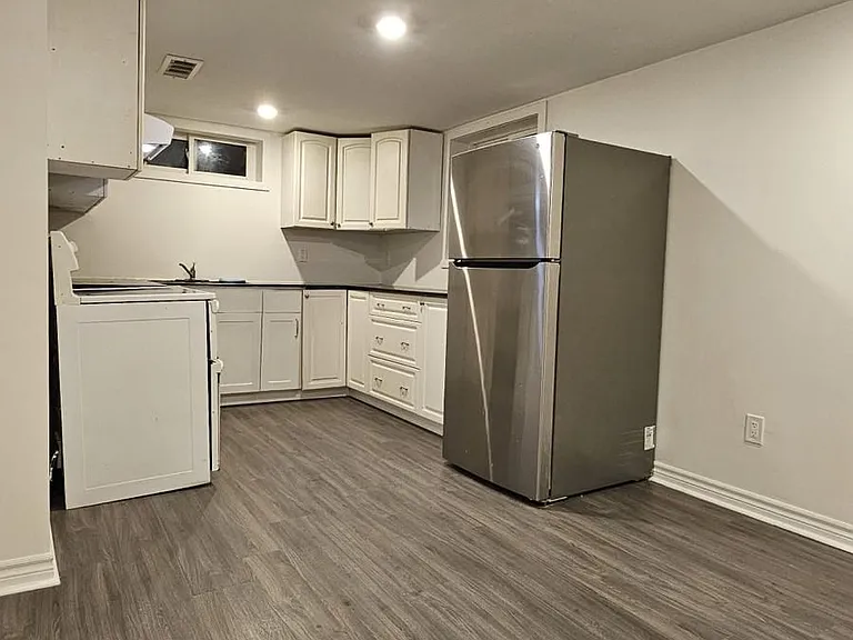 1171 Checkers Rd #B — Photo 3
