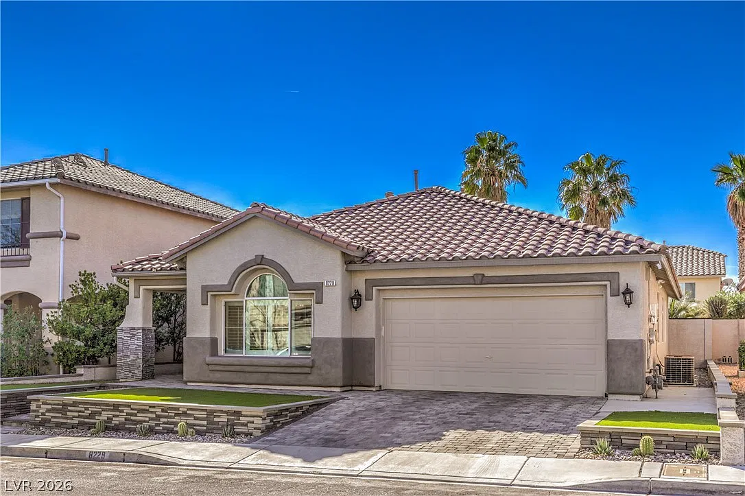 3 bed, 2.0 bath, 1775 sqft, $2,650 — Photo 3