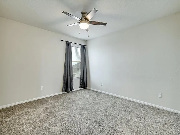 400 Lewisville Ln — Photo 19