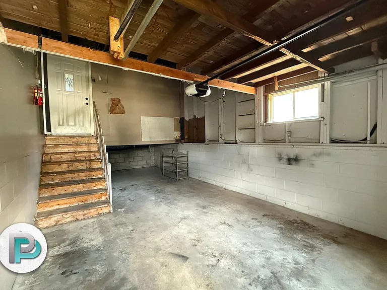 119 E North St #119 — Photo 3