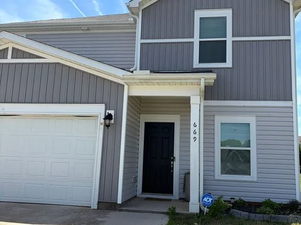 669 Grays Creek Rd, Spartanburg, SC 29301