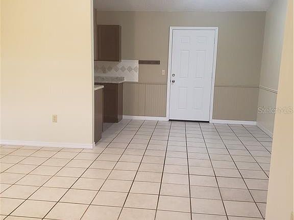3rd image of 5759 Viburnum Ct