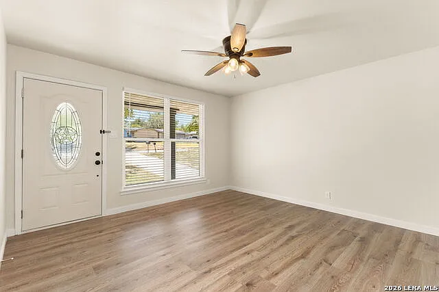 4 bed, 2.0 bath, 1204 sqft, $1,750 — Photo 3