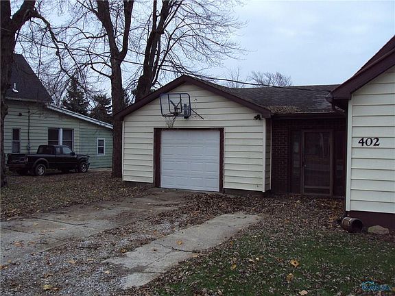 5th image of 402 E Main St