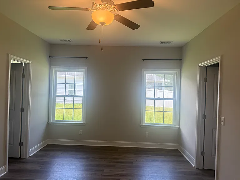 1214 Market Street Ext — Photo 8