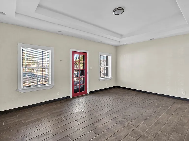 3816 Findley Ave — Photo 4
