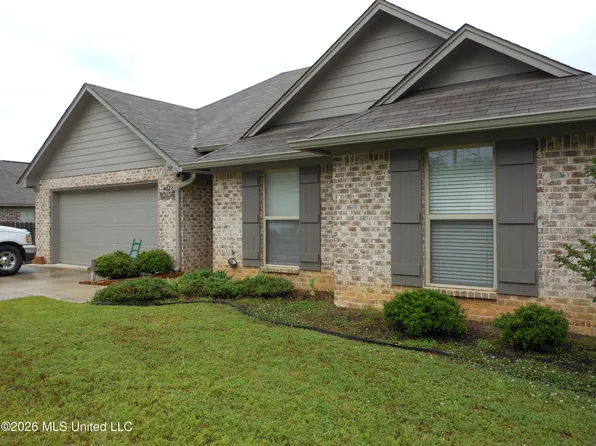 708 Lexington Dr, Florence, MS 39073