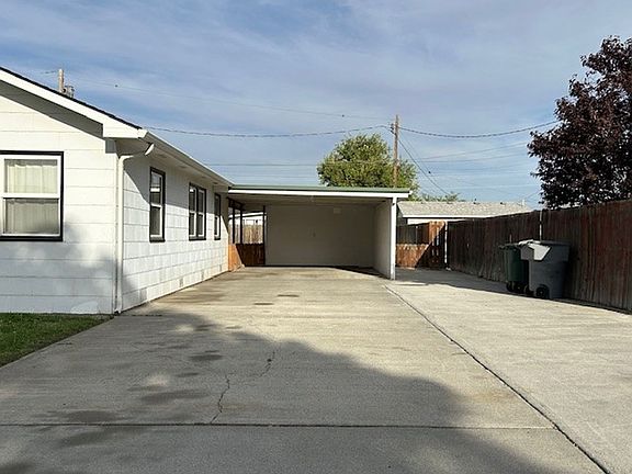 3rd image of 304 Robert Ave