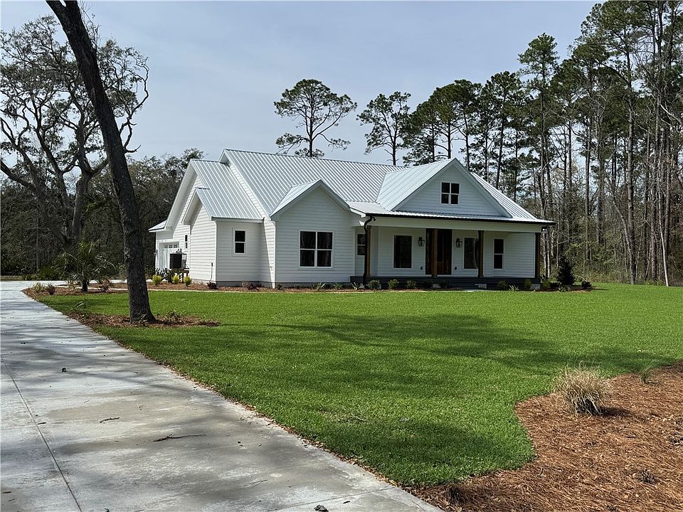 1st image of 194 Piney Bluff Rd