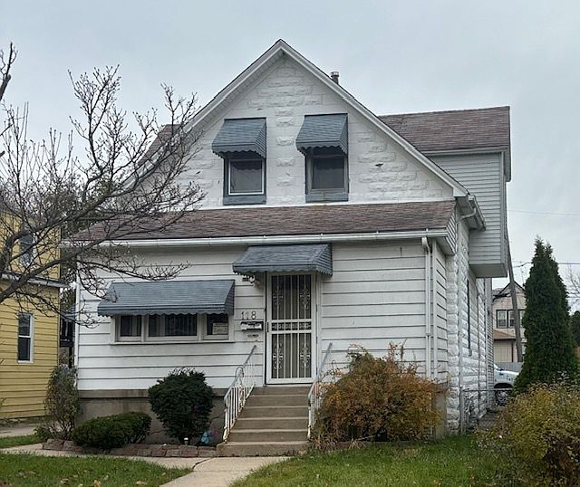 2nd image of 118 S 10th Ave