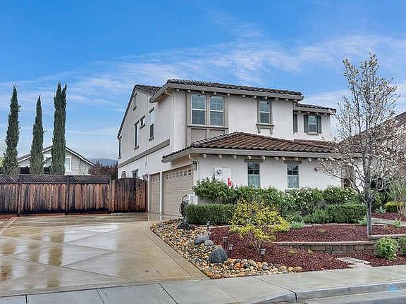 3rd image of 17460 Shelton Way