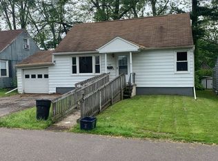 361 McAlpine St, Syracuse, NY 13211