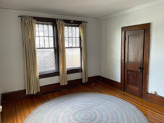 4th image of 2923 Melrose Ave NW #B