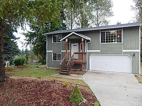 3rd image of 13601 215th Ave E