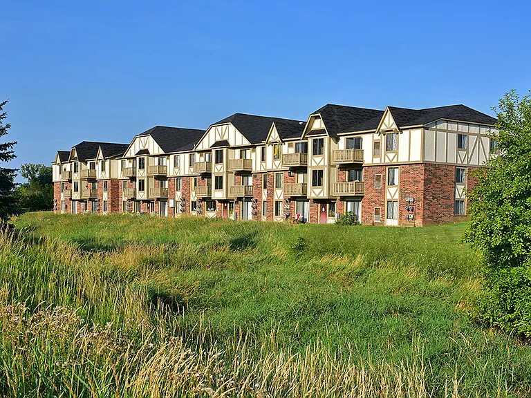 Perry Place Apartments — Photo 14