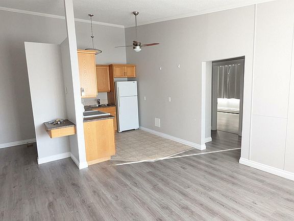 2nd image of 4625 50a St #5