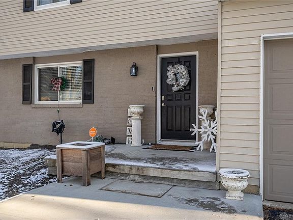 5th image of 644 Decker Dr